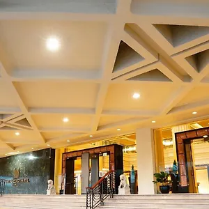 4* Отель The Heritage Manila